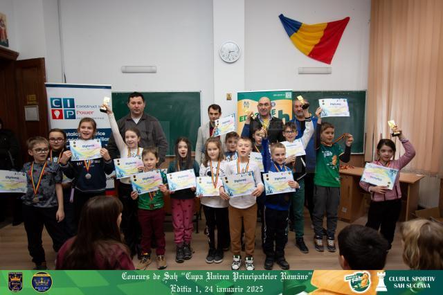 Peste 100 de copii au participat la Concursul de șah „Cupa Unirea Principatelor Române”, ediția I