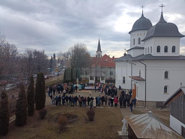 Biserica Sf. Arhangheli din Ițcani