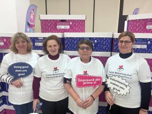 Programul „Cutia Bebelușului”, cu ajutorul voluntarilor, la Suceava