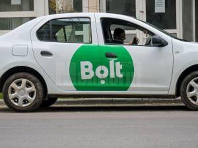 Șoferul unei mașini în regim Bolt acuză că un client i-a furat portofelul