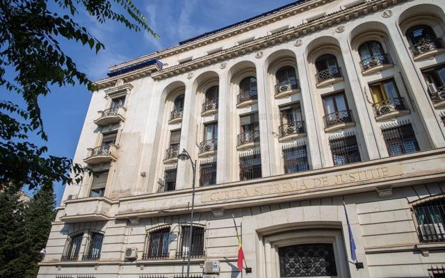 Decizia Înaltei Curți de Casație și Justiție interzice cumularea pensiei cu salariul