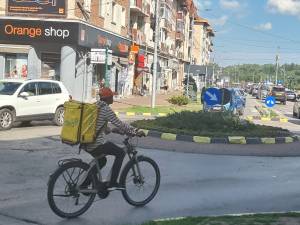 Asiatic angajat în Suceava. Foto ilustrativă