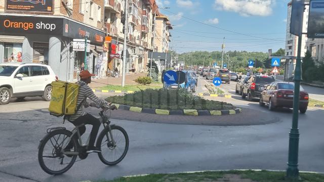 Asiatic angajat în Suceava. Foto ilustrativă