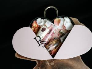 Queen Concept Flower Florăria perfectă pentru Ziua Îndrăgostiților