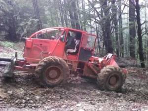 Tractor articulat forestier (TAF)