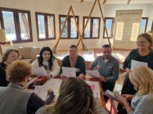 Asociația Institutul Bucovina a organizat o tabără de pregătire pentru tineri vulnerabili, la Vama