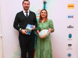 Gabriela Popescu şi președintele Federației Romane de Rugby, Alin Petrache