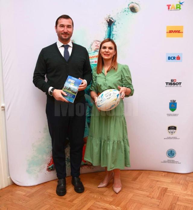 Gabriela Popescu şi președintele Federației Romane de Rugby, Alin Petrache