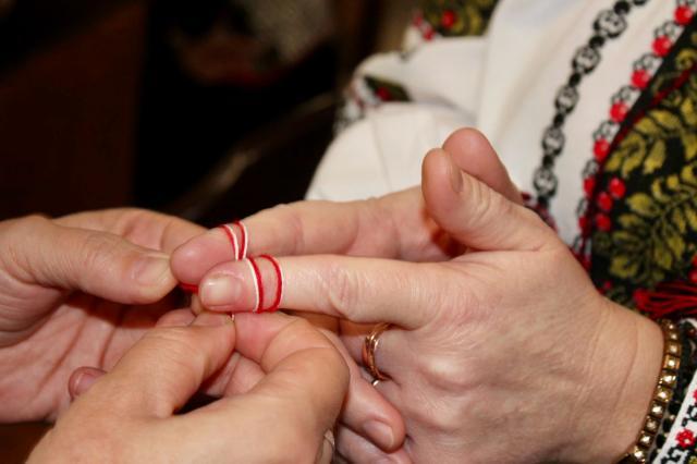 Atelier de mărțișoare organizat de Asociația Preoteselor Sucevene în scop caritabil. Foto credit Florentina Apetroae