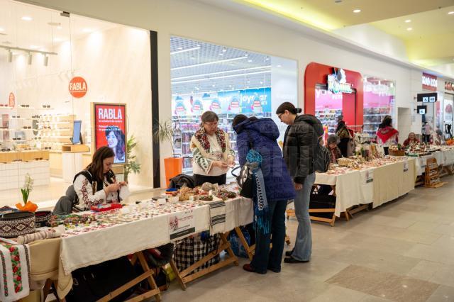 Meșterii populari de la Târgul Mărțișorului au primit diplome și promisiuni de susținere, din partea administrației județene