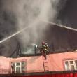 Incendiu puternic, de la coșul de fum