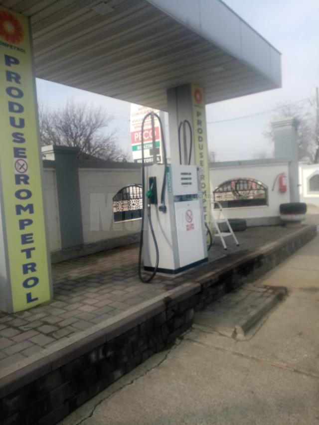 Spălătoria și stația de carburanți