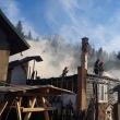 Un uriaș incendiu a izbucnit la o gospodărie din Straja