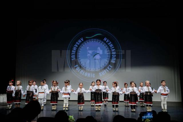 „Primăvara Artelor”, spectacol muzical-coregrafic, la Teatrul „Matei Vișniec” Suceava