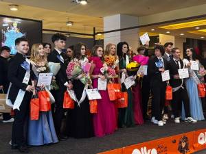 Concursul „Miss & Mister Bucovina”, ediția a XI-a, desfășurat la Iulius Mall, și-a desemnat câștigătorii