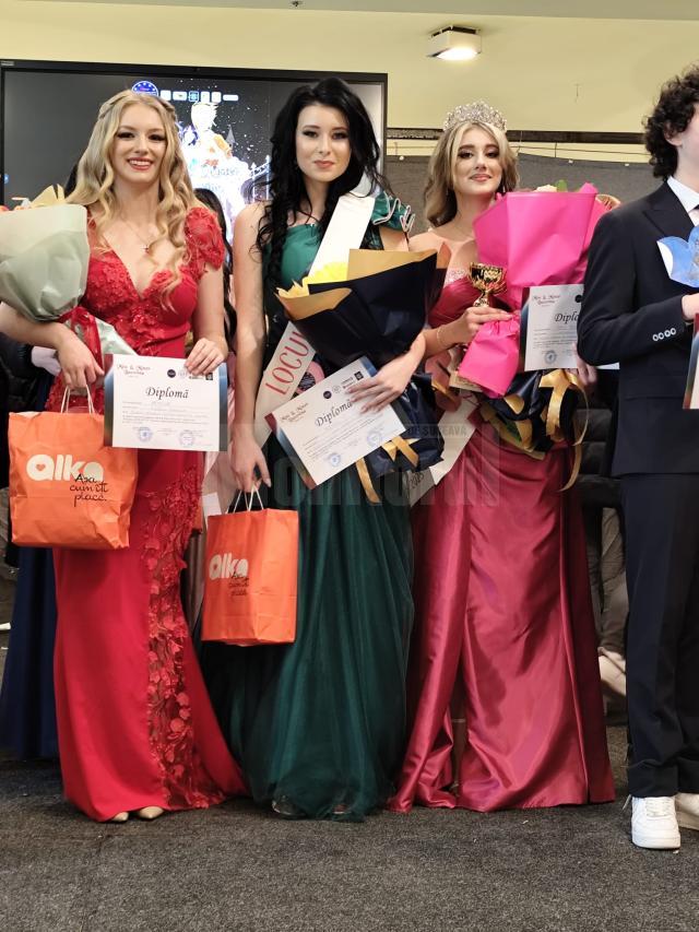 Concursul „Miss & Mister Bucovina”, ediția a XI-a, desfășurat la Iulius Mall, și-a desemnat câștigătorii