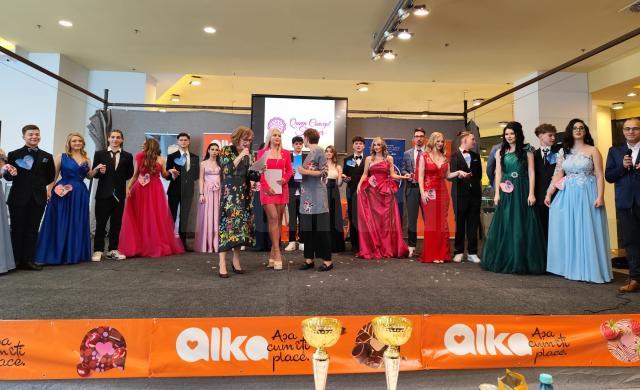 Concursul „Miss & Mister Bucovina”, ediția a XI-a, desfășurat la Iulius Mall, și-a desemnat câștigătorii