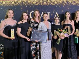 Echipajul bărcii de 8+1, cu patru sucevence în componență, a fost premiat la Gala Sportului Românesc