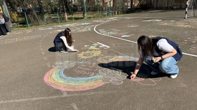 Ziua fericirii, la Colegiul Economic Suceava