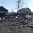 Incendiu violent, pornit de la o afumătoare