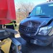 Două camioane și un microbuz s-au ciocnit pe E 85, zona Grănicești