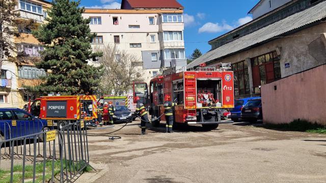 Incendiu în bucătăria unui apartament din Suceava