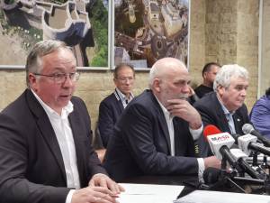 Viceprimarul Dan Cușnir a spus că avem de-a face cu ”bombă cu ceas la axul principal” și nu numai
