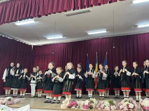 Primăria Vicovu de Sus a organizat o nouă ediție a evenimentului „Nunta de aur” (20)