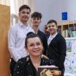 Inițiatoarea proiectului, doamna profesor Belciug Ana Maria Briana, director-adjunct al liceului