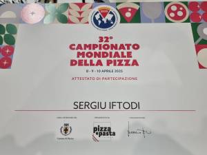 Sergiu Iftodi, participant la a 32-a ediție a Campionatului Mondial de Pizza, desfășurat la Parma, în inima Italiei