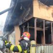 Un puternic incendiu a izbucnit în dimineața zilei de miercuri la o gospodărie din comuna Preutești