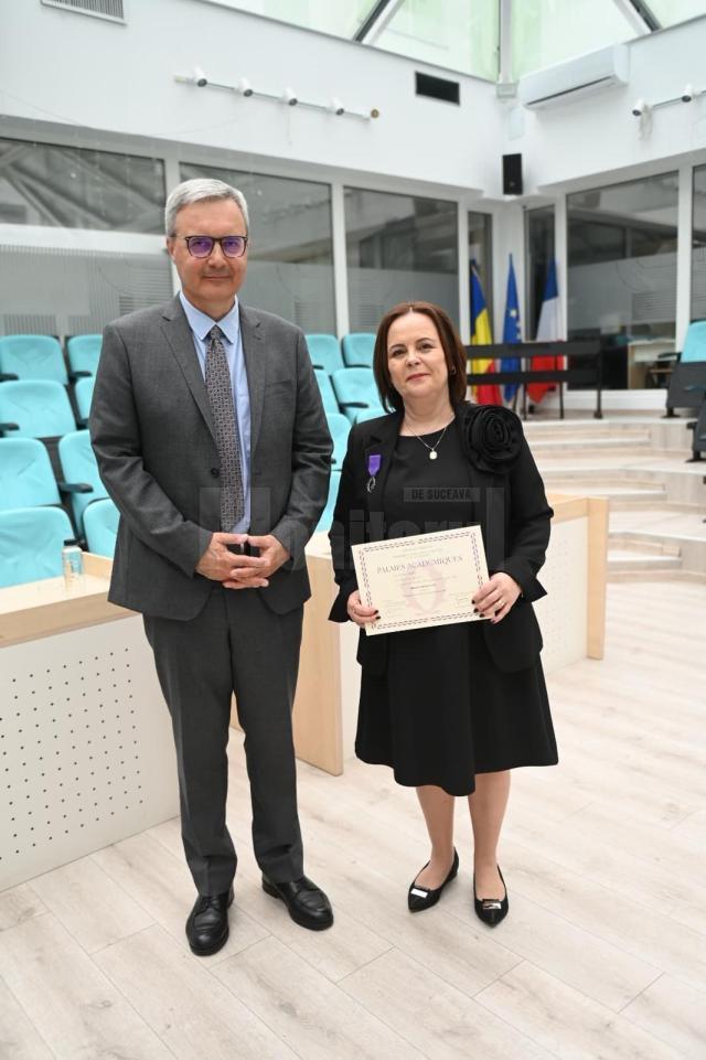 Ambasadorul Nicolas Warnery, alături de prof. Laurica Ciurari