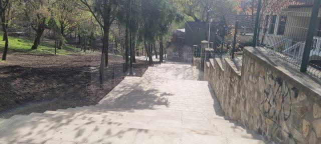 În ciuda mobilizării de forțe, aleea de acces spre Cetate prin Parcul Șipote nu poate fi finalizată până la Paște