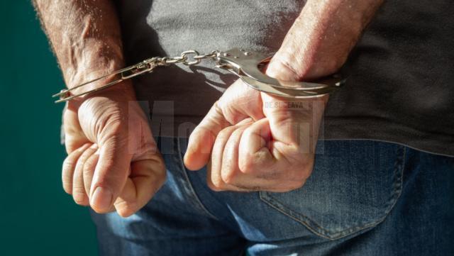 Hoți recidiviști, închiși în containerul din Burdujeni în care se aflau la furat și „servițiˮ polițiștilor. Foto Shutterstock