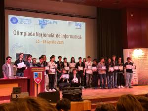 Elevi suceveni, la Naționala de Informatică