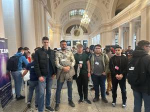 Elevi suceveni, la Naționala de Informatică