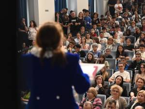 Aproape 300 de elevi și profesori, la Suceava
