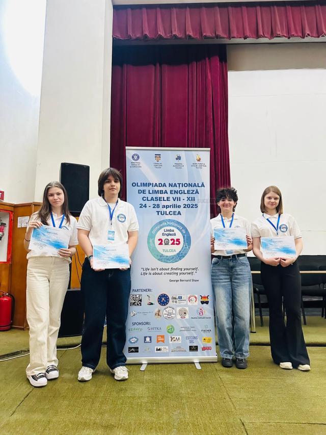 Elevii premiati