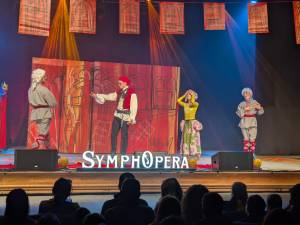 Spectacolul „Bărbierul din Sevilla”, cu „Ambasadorii” din București