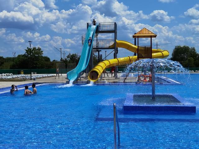 Consilierii locali au aprobat concesionarea Ștrandului Ițcani