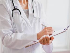 Asistența medicală școlară în municipiul Suceava este asigurată de 9 medici și 41 de asistente