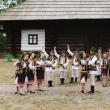 Dansatorii Ansamblului Artistic Profesionist ”Ciprian Porumbescu” Suceava