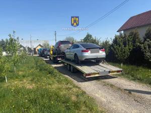 Mașini confiscate de la hoți