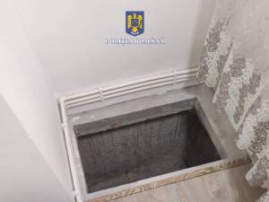 Percheziții în locuințe și mașini
