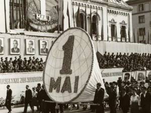 Presa veche 1 mai cu foto DEMONSTRAŢIE (2)