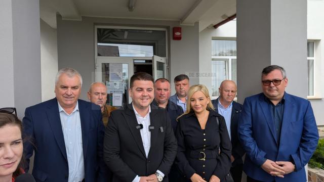 Președintele PSD Suceava, la vot alături de soție și colegi de partid