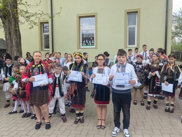 Concursul de recitare a poeziei ucrainene, etapa județeană, și-a desemnat câștigătorii