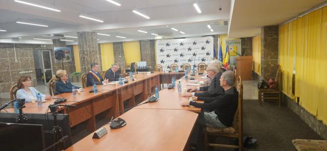 Noua „Carte de Înfrățire” între orașele Suceava și Laval, semnată la 15 ani de parteneriat 2