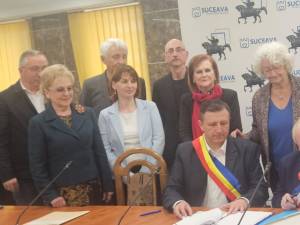 Noua „Carte de Înfrățire” între orașele Suceava și Laval, semnată la 15 ani de parteneriat 3