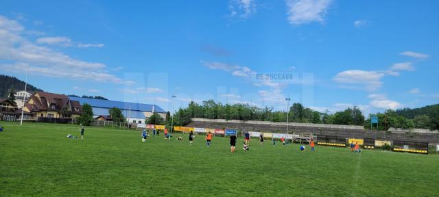 Program de psihologie sportivă dedicat antrenorilor de rugby din Suceava, derulat de Fundația Te Aud România
